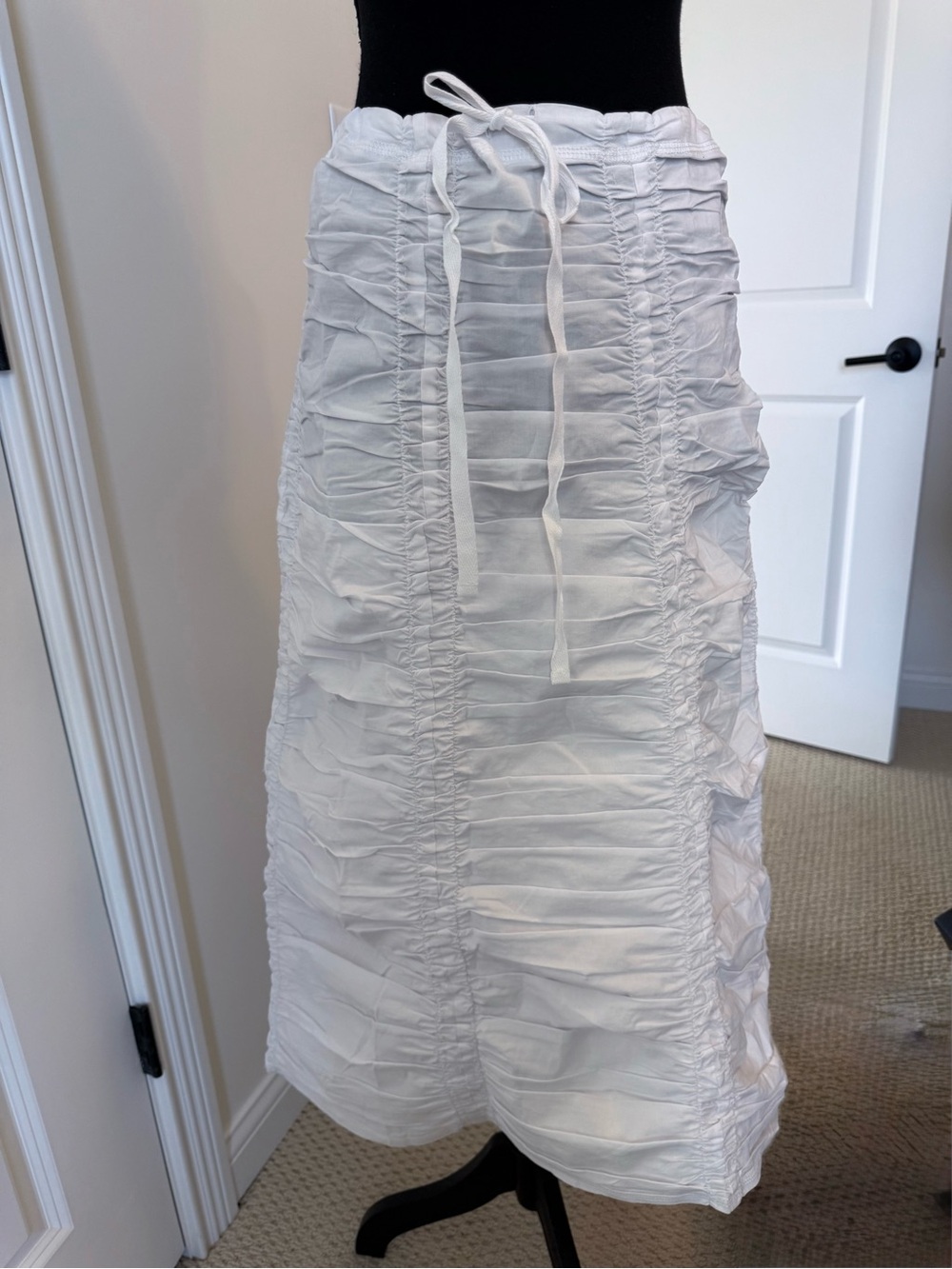 XCVI White Ruched Drawstring Midi Skirt